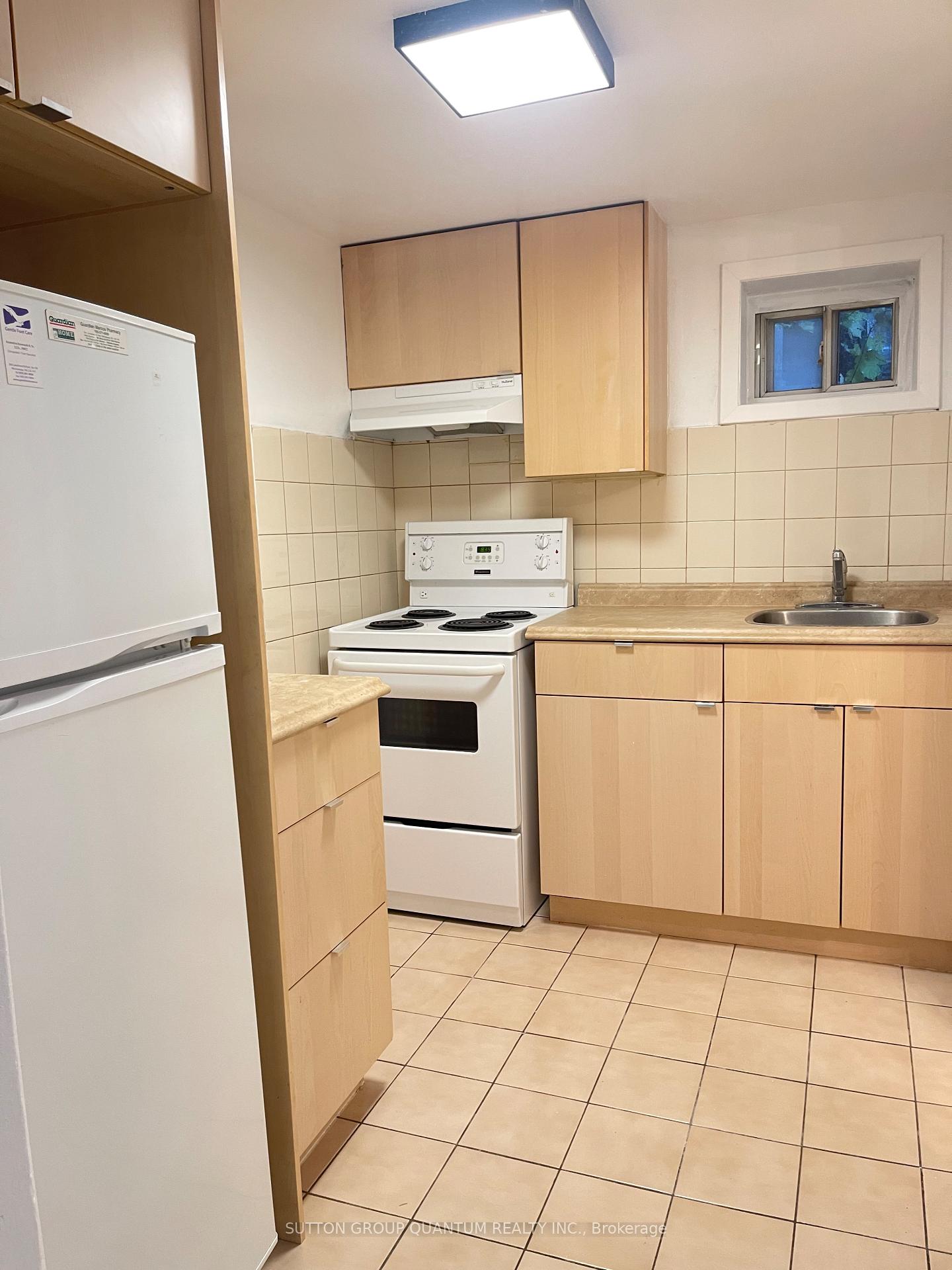 Photo 13 of Unit #2, 339 Lakeshore Road E, Mississauga, Port Credit — HOMEH