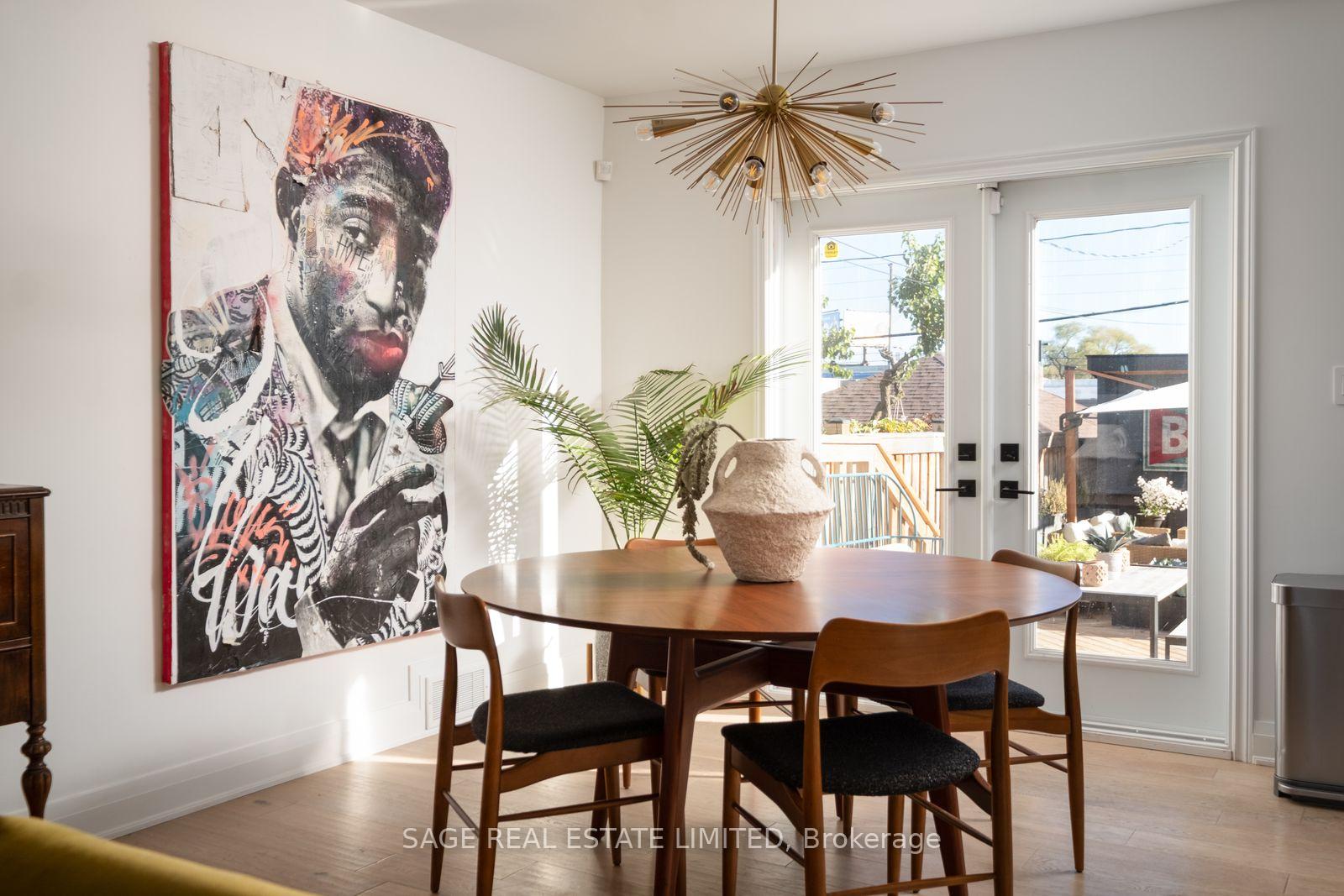 Photo 8 of 11 Maple Boulevard, Etobicoke, Mimico — HOMEH