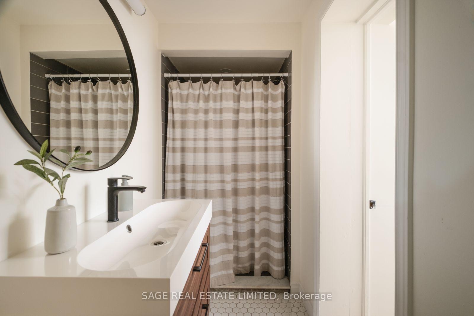 Photo 36 of 11 Maple Boulevard, Etobicoke, Mimico — HOMEH