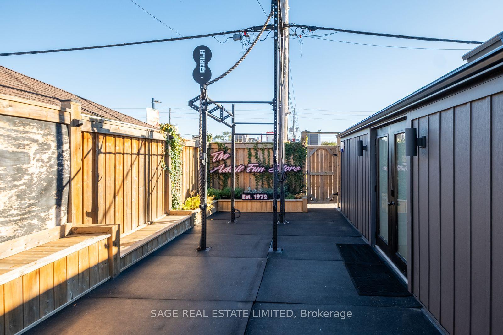 Photo 37 of 11 Maple Boulevard, Etobicoke, Mimico — HOMEH