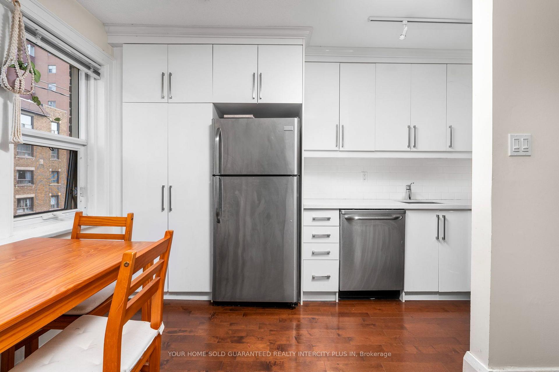 Photo 6 of Unit 202, 114 Vaughan Road, Toronto, Humewood-Cedarvale — HOMEH