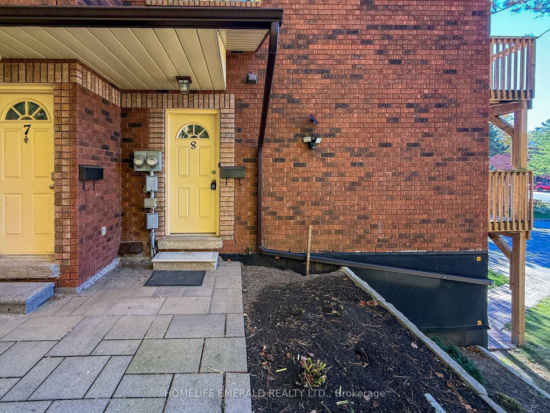 Photo 3 of Unit 8, 14 Shadowood Road, Barrie, Ardagh — HOMEH
