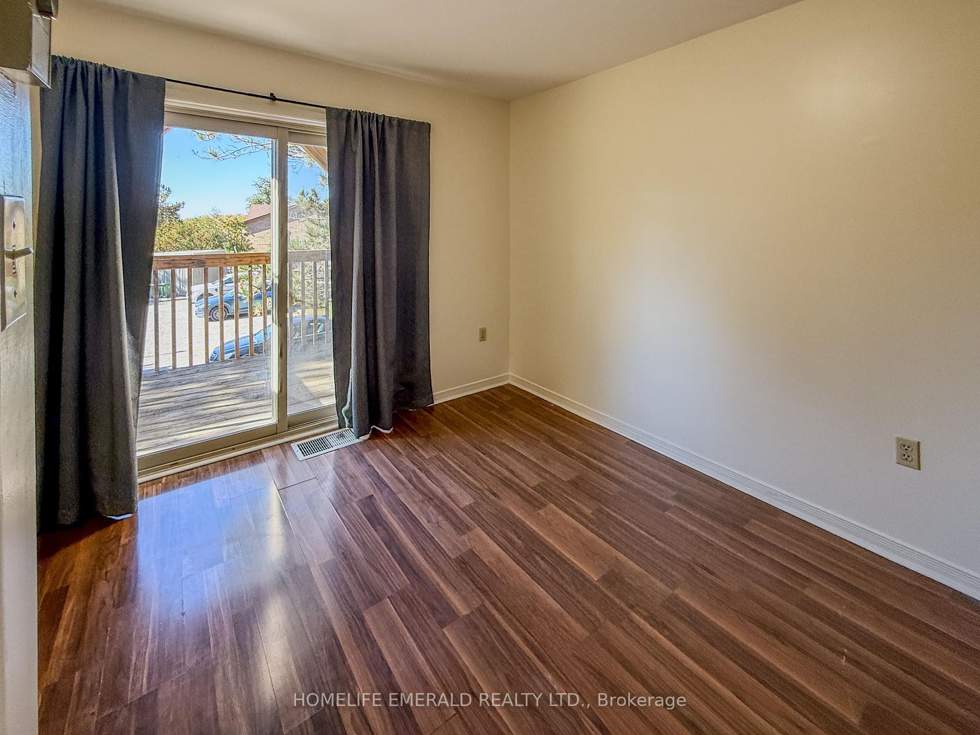 Photo 6 of Unit 8, 14 Shadowood Road, Barrie, Ardagh — HOMEH