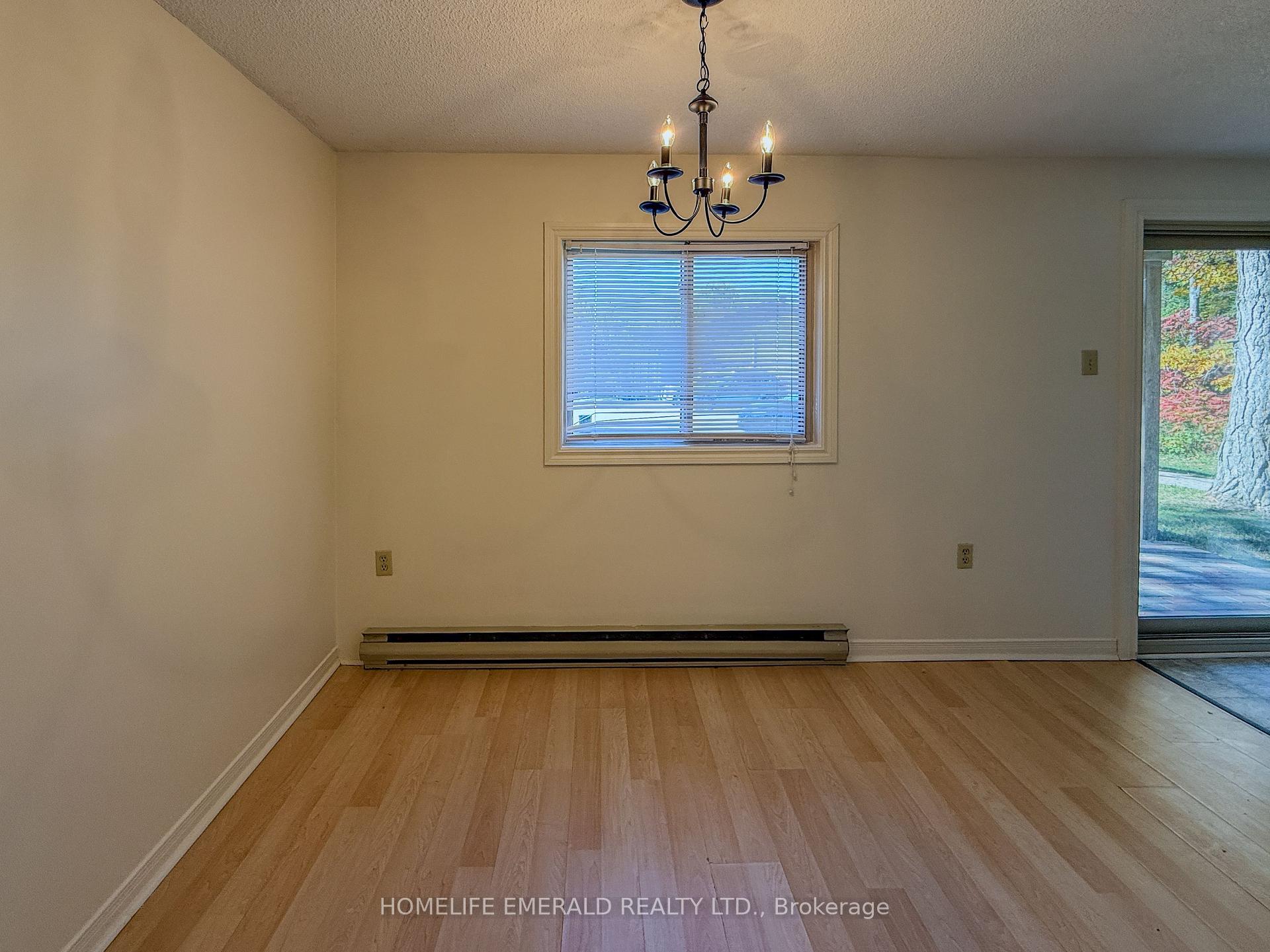 Photo 17 of Unit 8, 14 Shadowood Road, Barrie, Ardagh — HOMEH