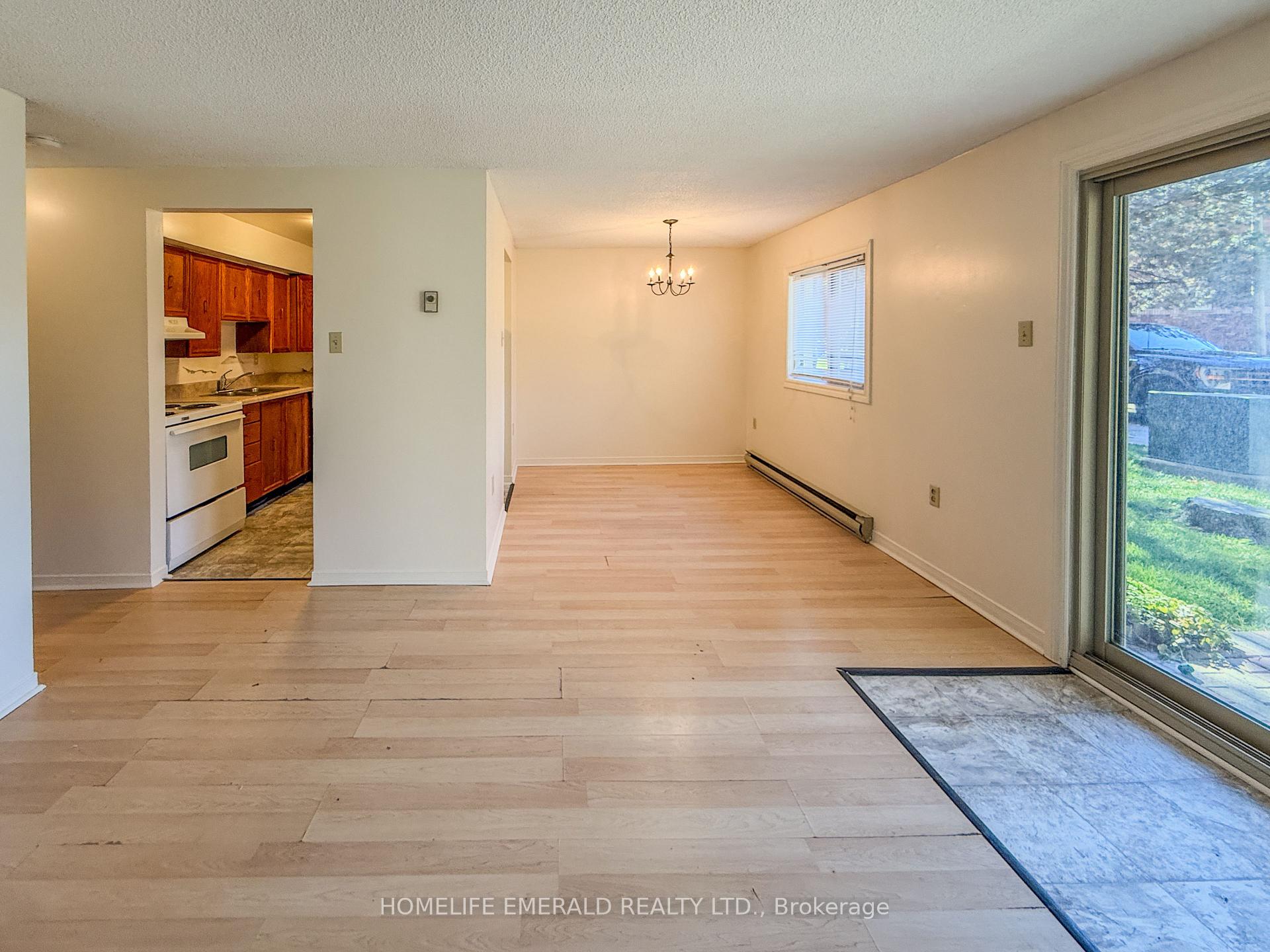 Photo 20 of Unit 8, 14 Shadowood Road, Barrie, Ardagh — HOMEH