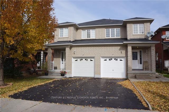 Photo 1 of 17 Corvette Court, Brampton, Fletcher's Meadow — HOMEH