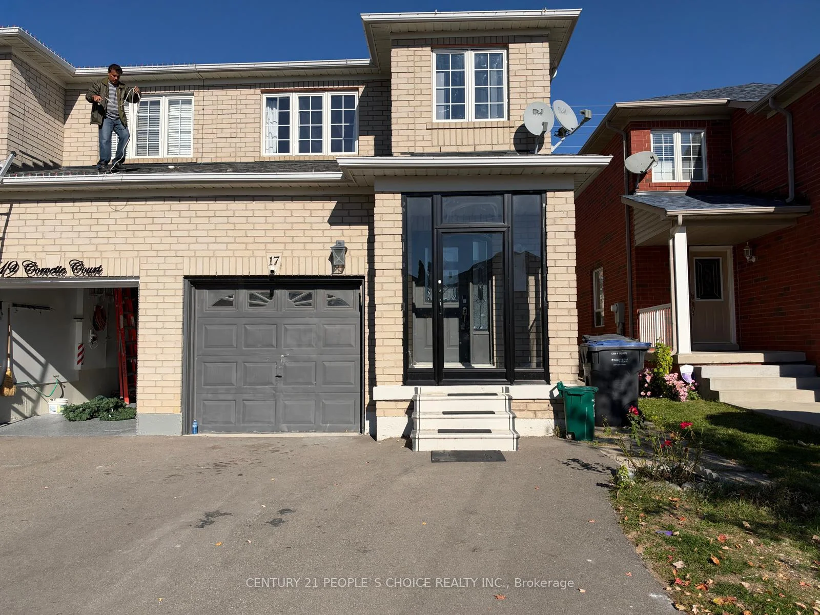 Photo 5 of 17 Corvette Court, Brampton, Fletcher's Meadow — HOMEH