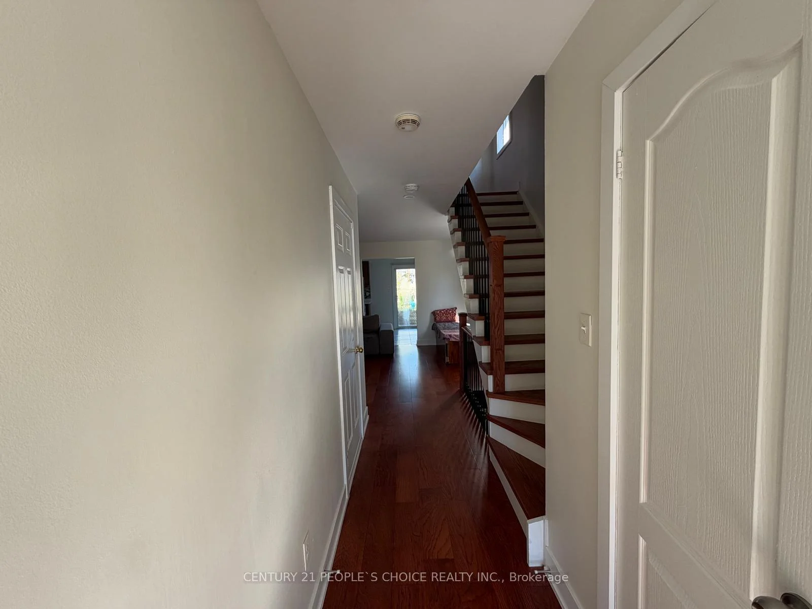 Photo 6 of 17 Corvette Court, Brampton, Fletcher's Meadow — HOMEH