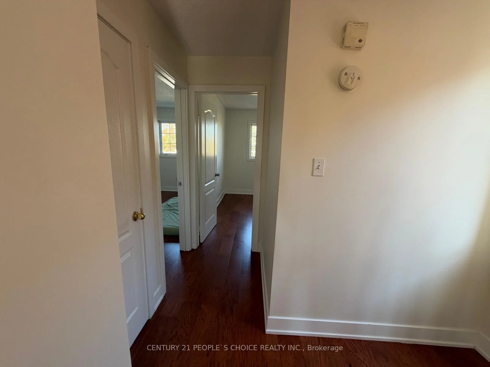 Photo 8 of 17 Corvette Court, Brampton, Fletcher's Meadow — HOMEH
