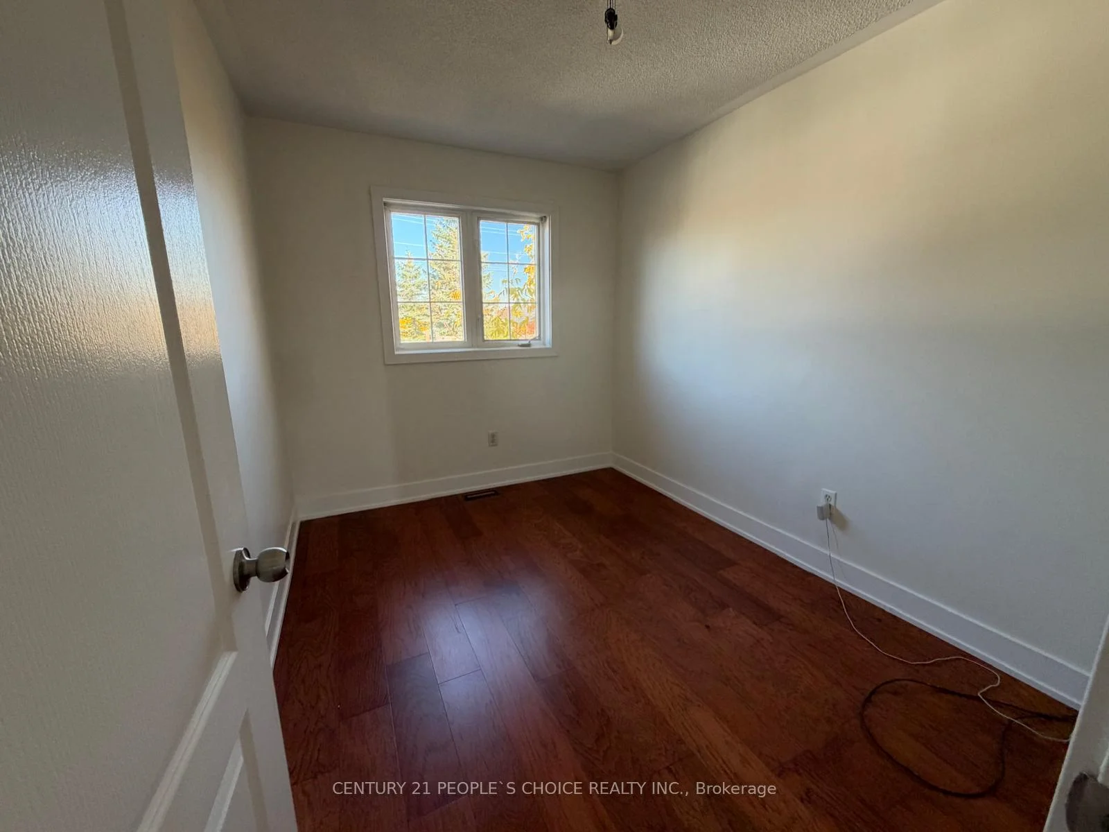 Photo 9 of 17 Corvette Court, Brampton, Fletcher's Meadow — HOMEH
