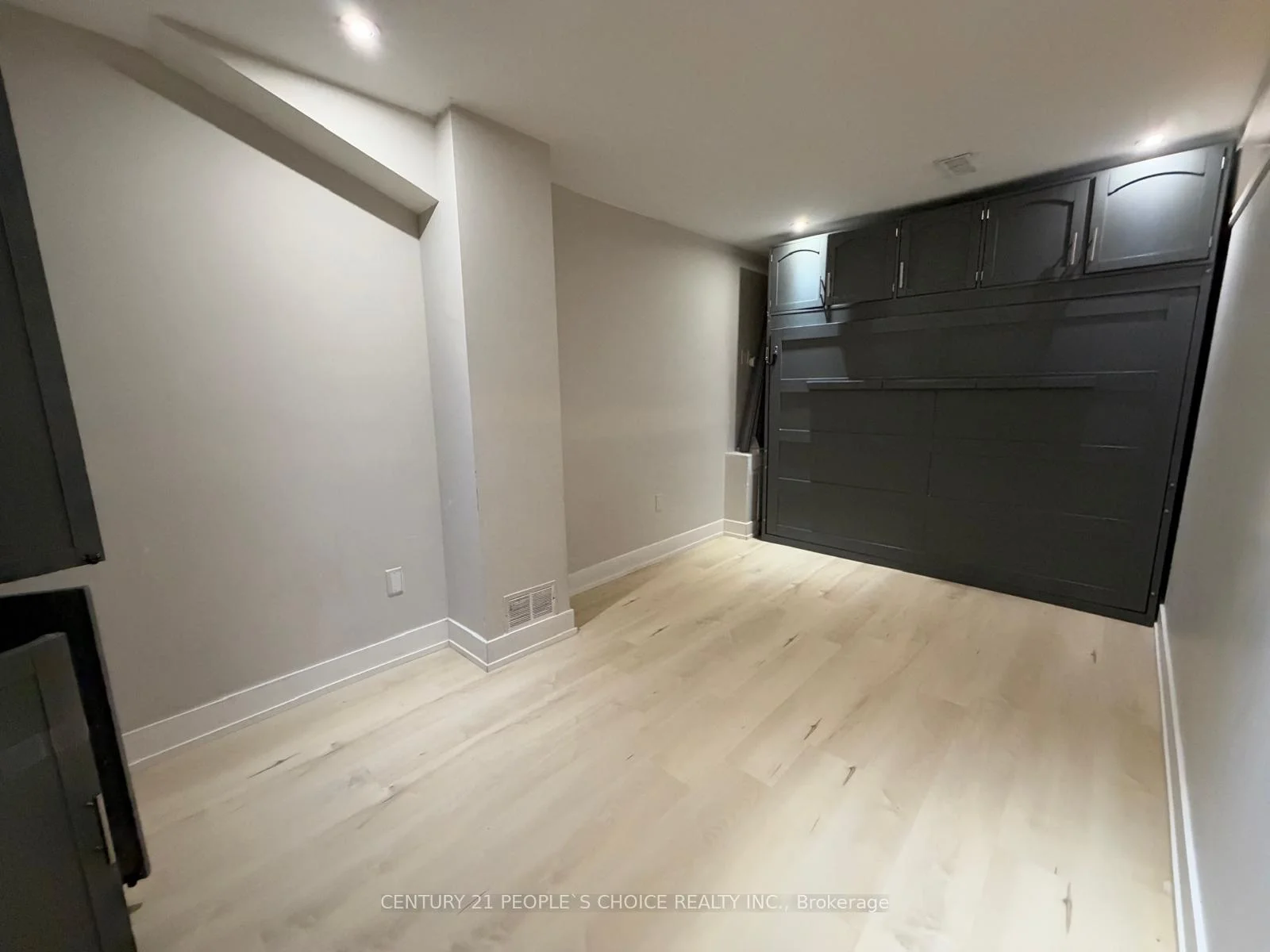 Photo 29 of 17 Corvette Court, Brampton, Fletcher's Meadow — HOMEH