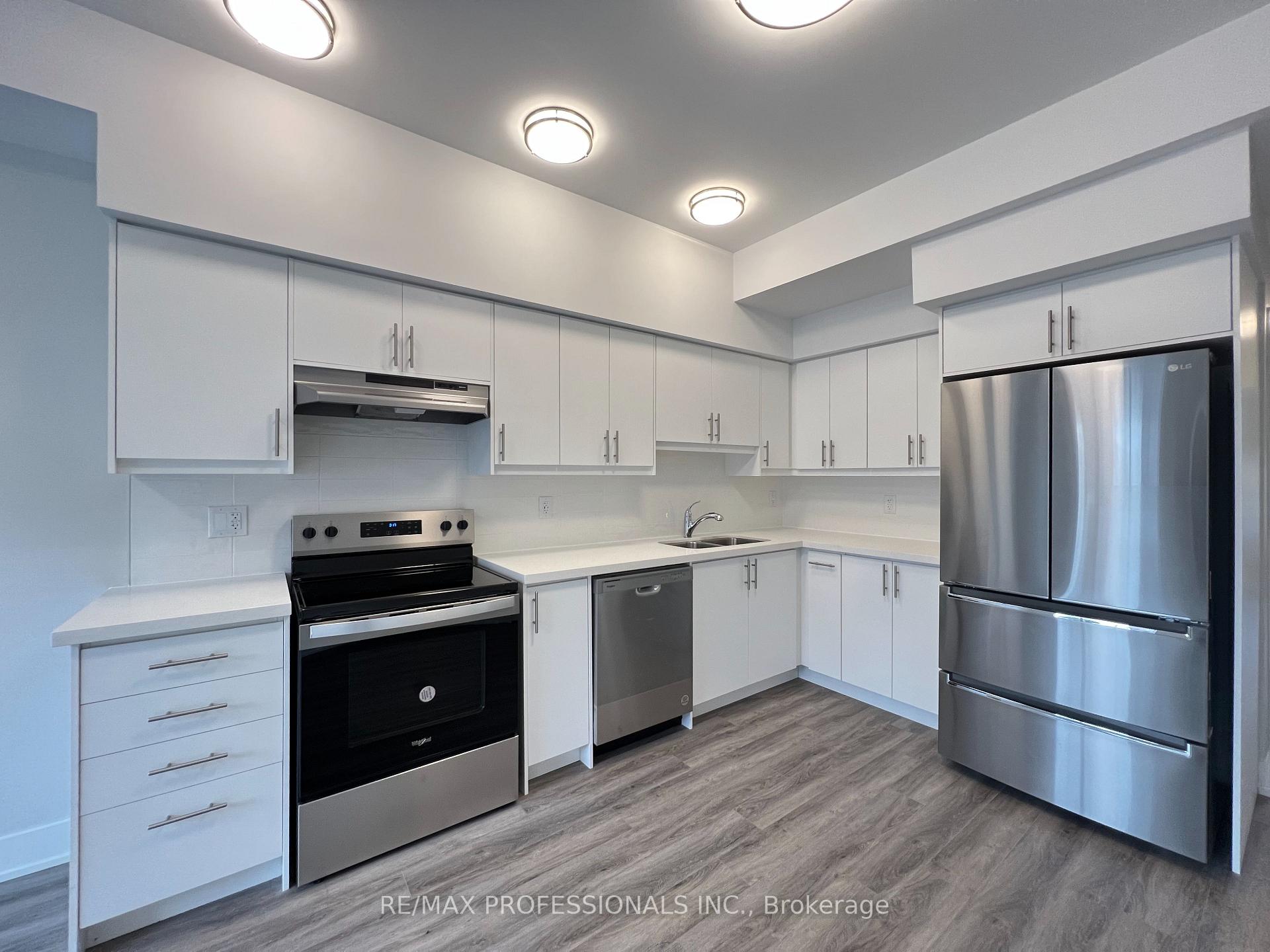 Photo 5 of Unit 131, 62 Dixfield Drive, Etobicoke, Eringate-Centennial-West Deane — HOMEH
