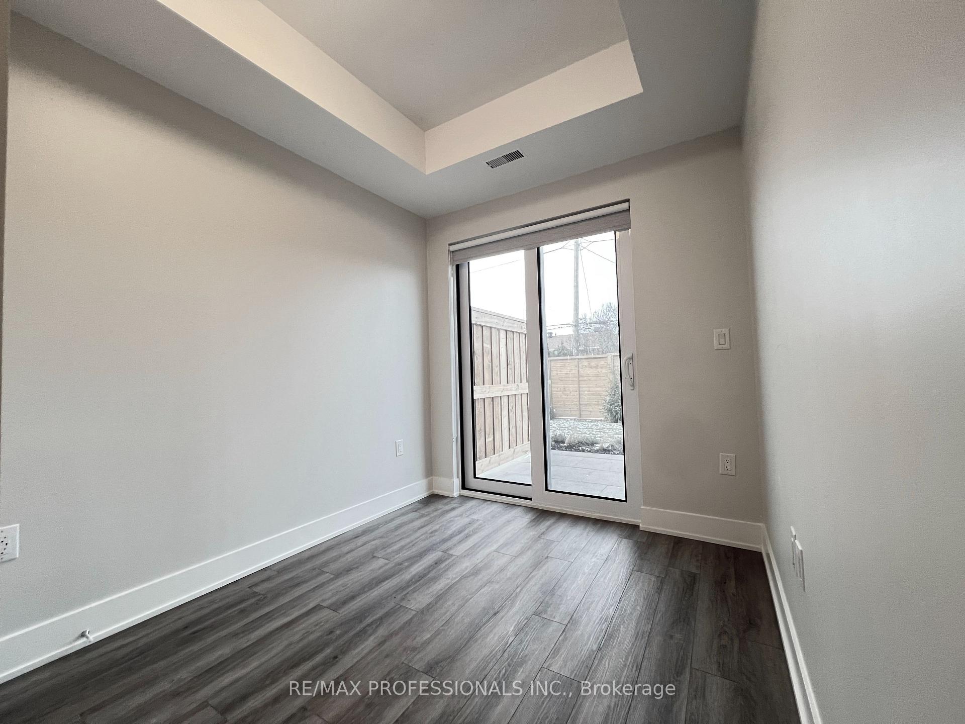 Photo 9 of Unit 131, 62 Dixfield Drive, Etobicoke, Eringate-Centennial-West Deane — HOMEH