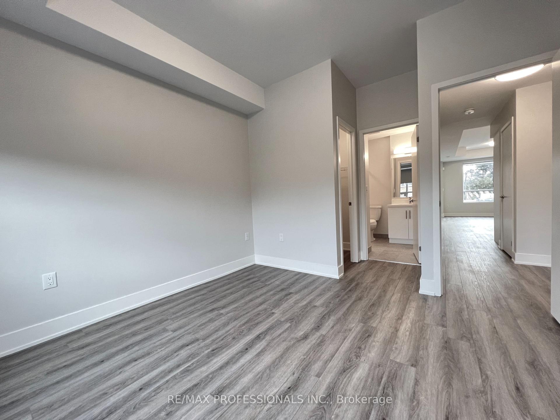 Photo 12 of Unit 131, 62 Dixfield Drive, Etobicoke, Eringate-Centennial-West Deane — HOMEH