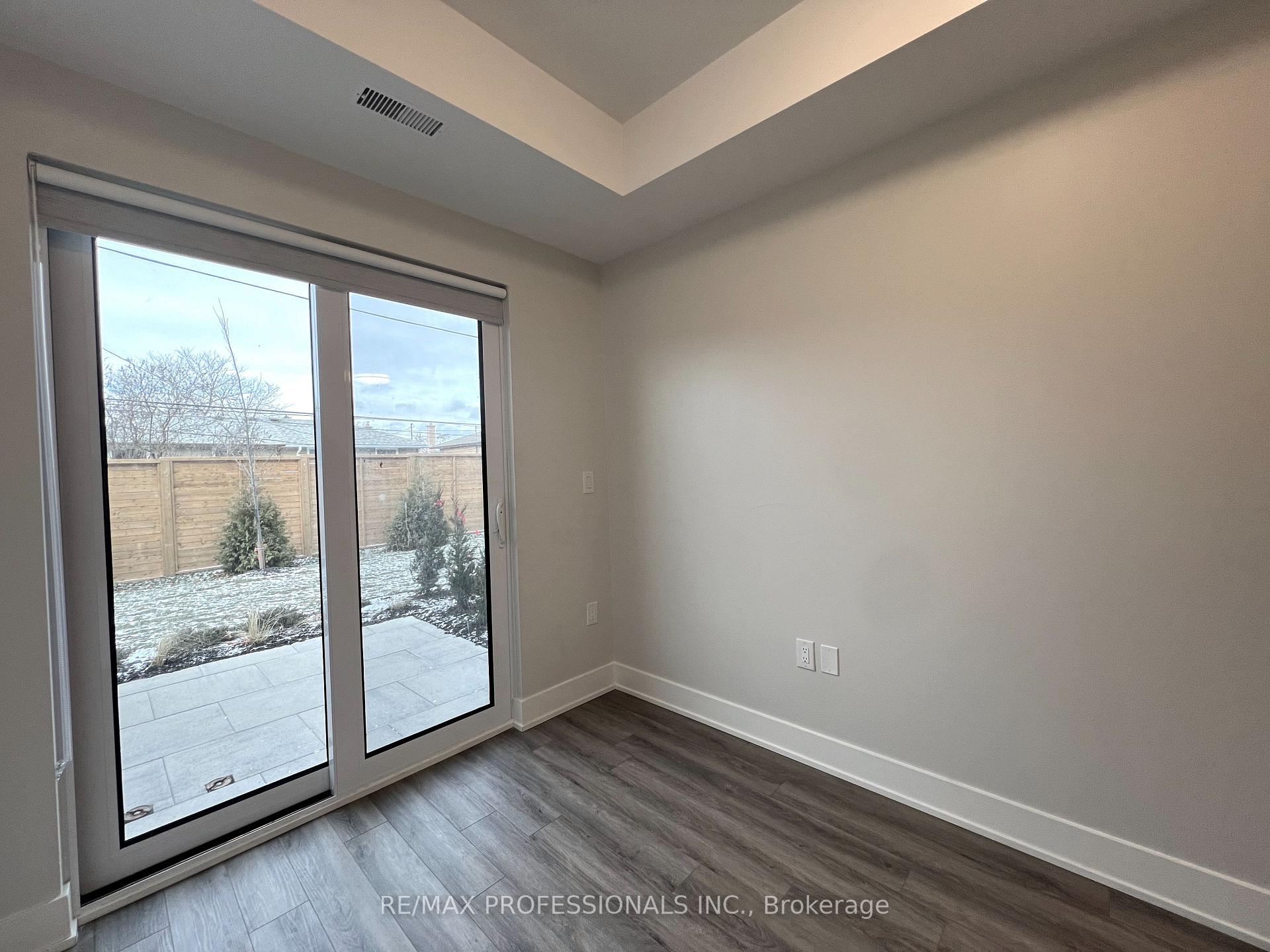 Photo 17 of Unit 131, 62 Dixfield Drive, Etobicoke, Eringate-Centennial-West Deane — HOMEH