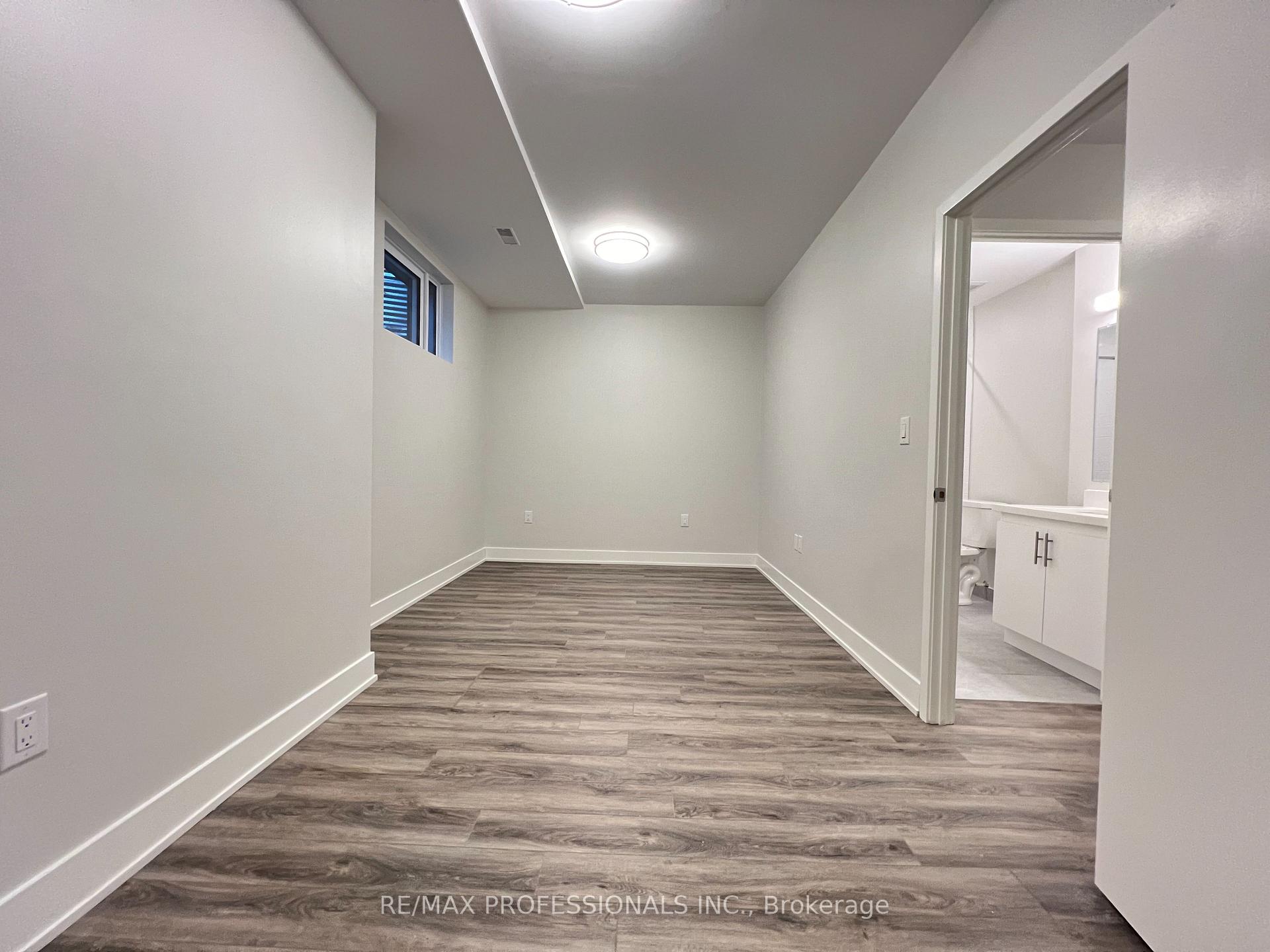 Photo 32 of Unit 131, 62 Dixfield Drive, Etobicoke, Eringate-Centennial-West Deane — HOMEH