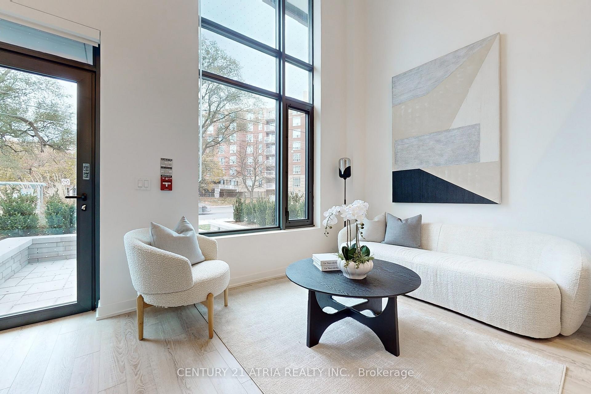 Photo 5 of Unit 101, 250 Lawrence Avenue W, Toronto, Lawrence Park North — HOMEH