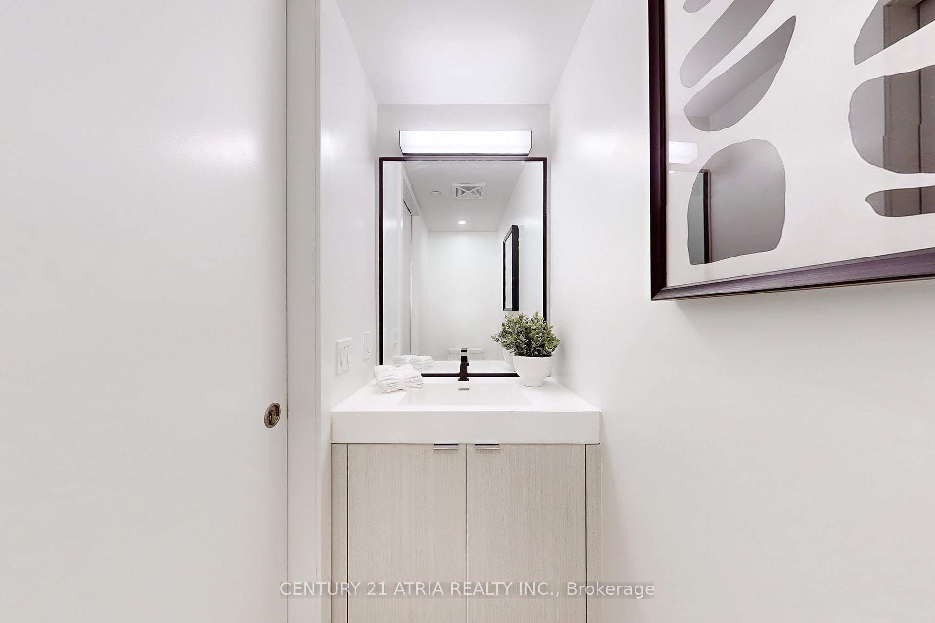 Photo 16 of Unit 101, 250 Lawrence Avenue W, Toronto, Lawrence Park North — HOMEH