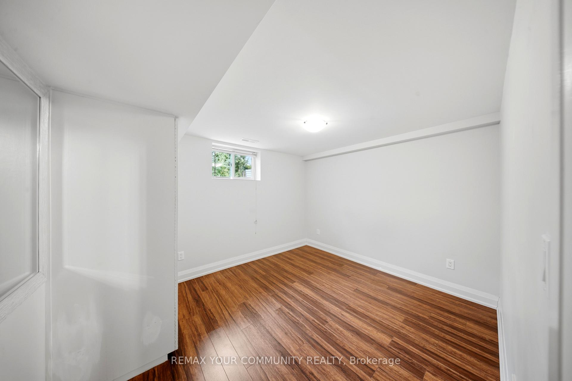 Photo 11 of Unit lower 2, 10 Tinder Crescent, North York, Victoria Village — HOMEH