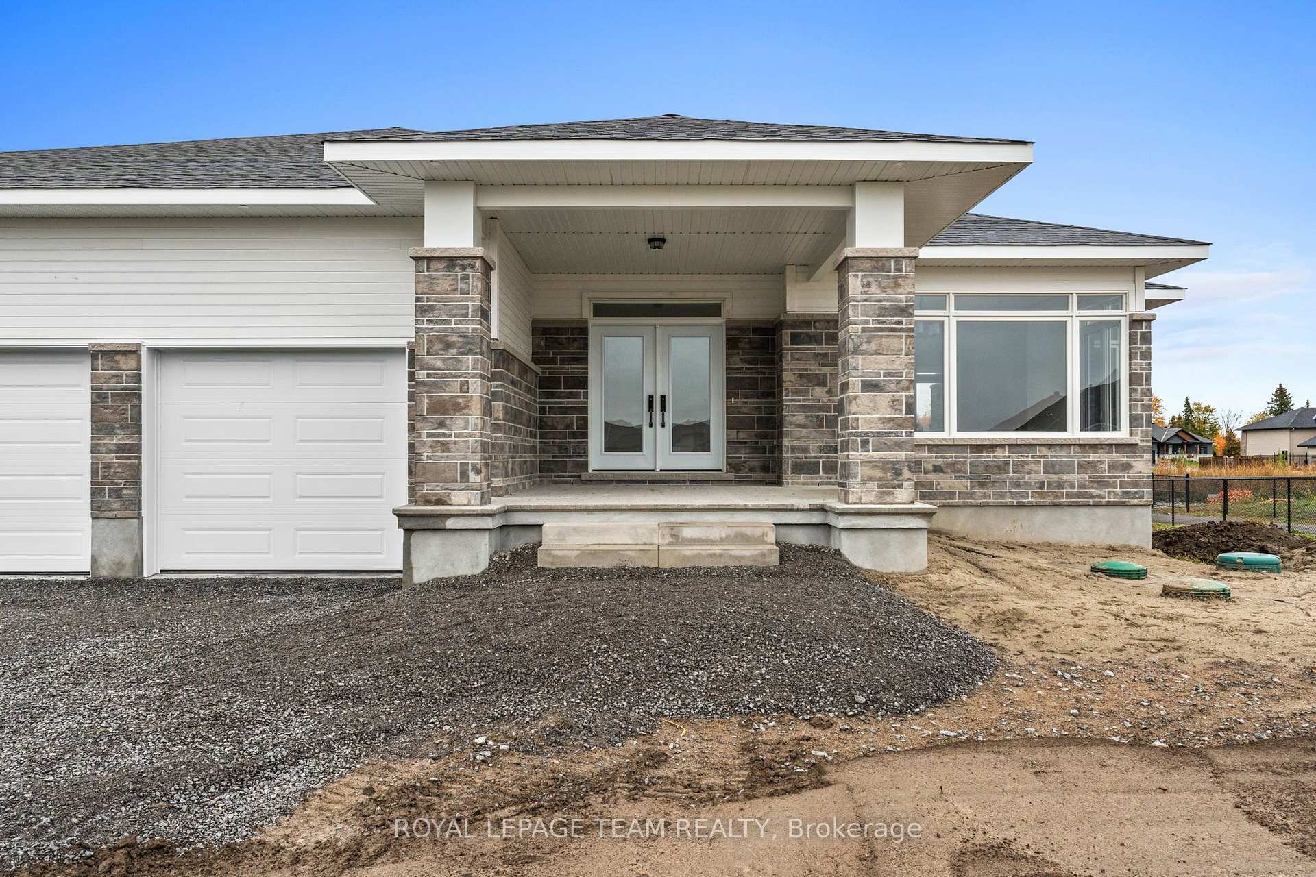 Photo 3 of 109 Upton Drive, Beckwith, Beckwith Twp — HOMEH