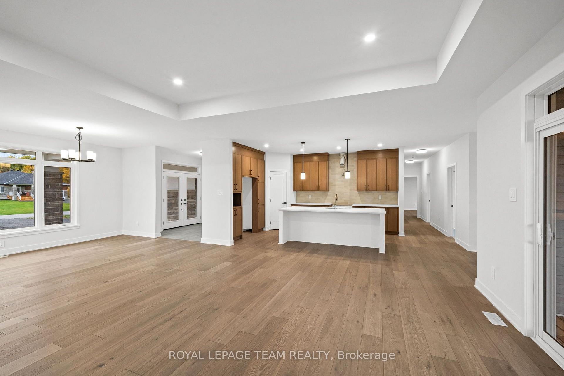 Photo 12 of 109 Upton Drive, Beckwith, Beckwith Twp — HOMEH