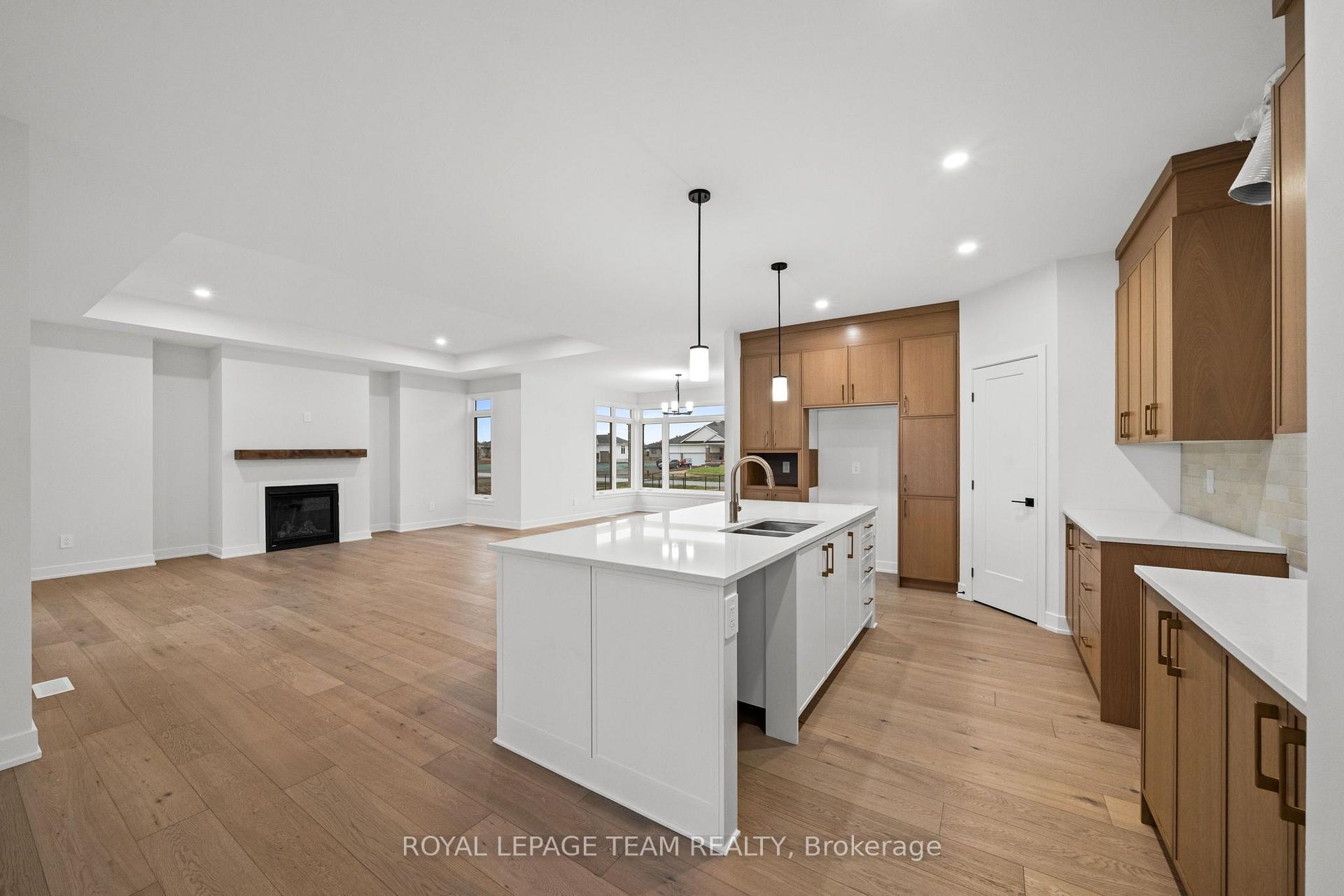 Photo 19 of 109 Upton Drive, Beckwith, Beckwith Twp — HOMEH