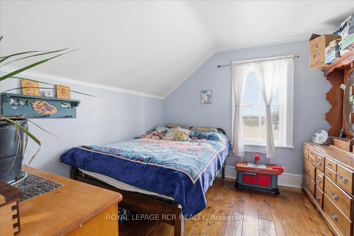 Photo 10 of 349 20 Road, Kincardine — HOMEH