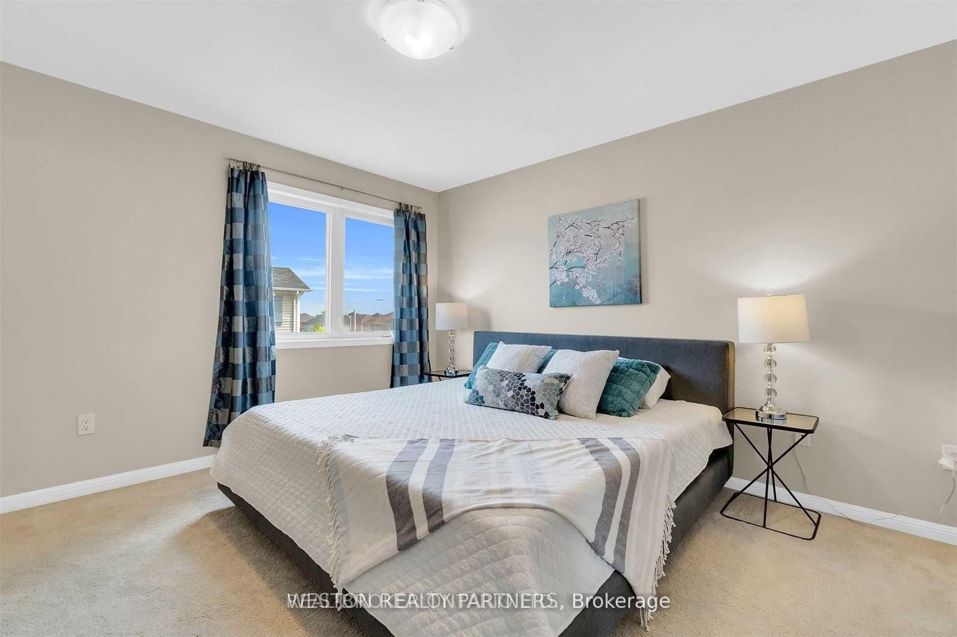 Photo 16 of 6 Colonel Frank Ching Crescent, Brampton, Fletcher's West — HOMEH
