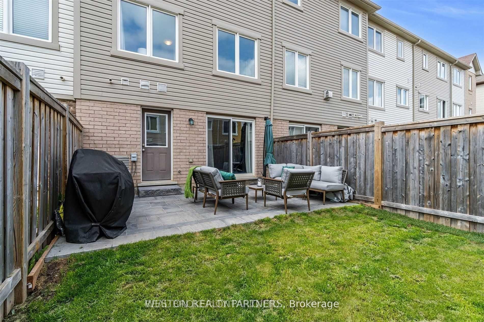 Photo 29 of 6 Colonel Frank Ching Crescent, Brampton, Fletcher's West — HOMEH