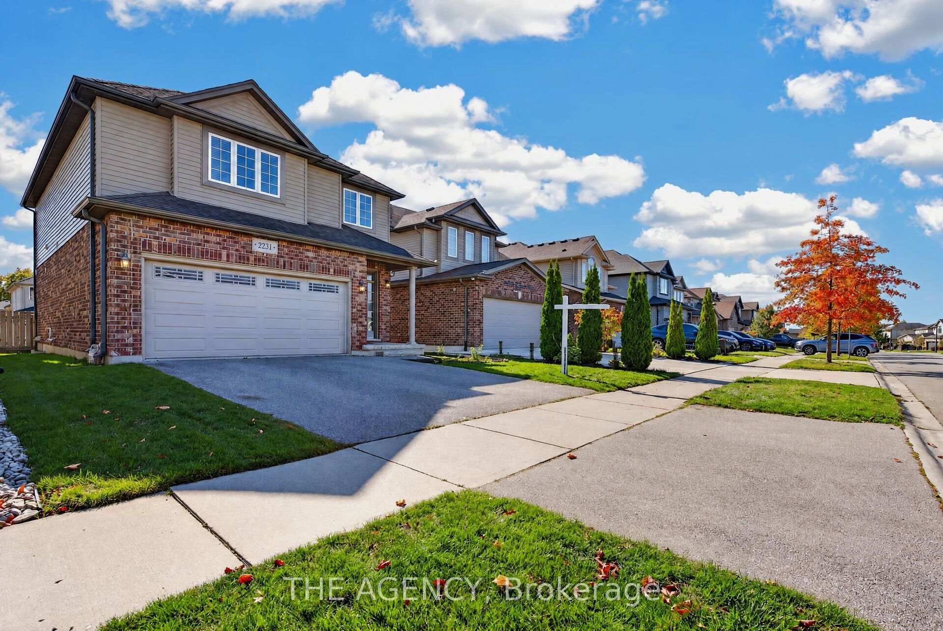 Photo 2 of 2231 Buroak Drive, London, North S — HOMEH