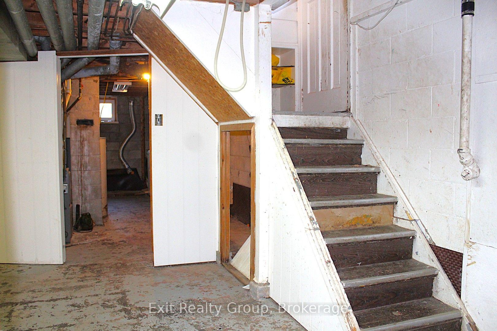Photo 6 of 85 Wright Avenue, Belleville, Belleville Ward — HOMEH