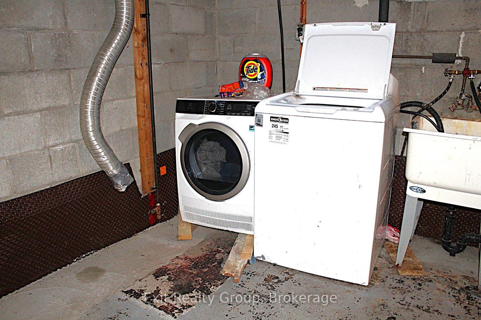 Photo 10 of 85 Wright Avenue, Belleville, Belleville Ward — HOMEH