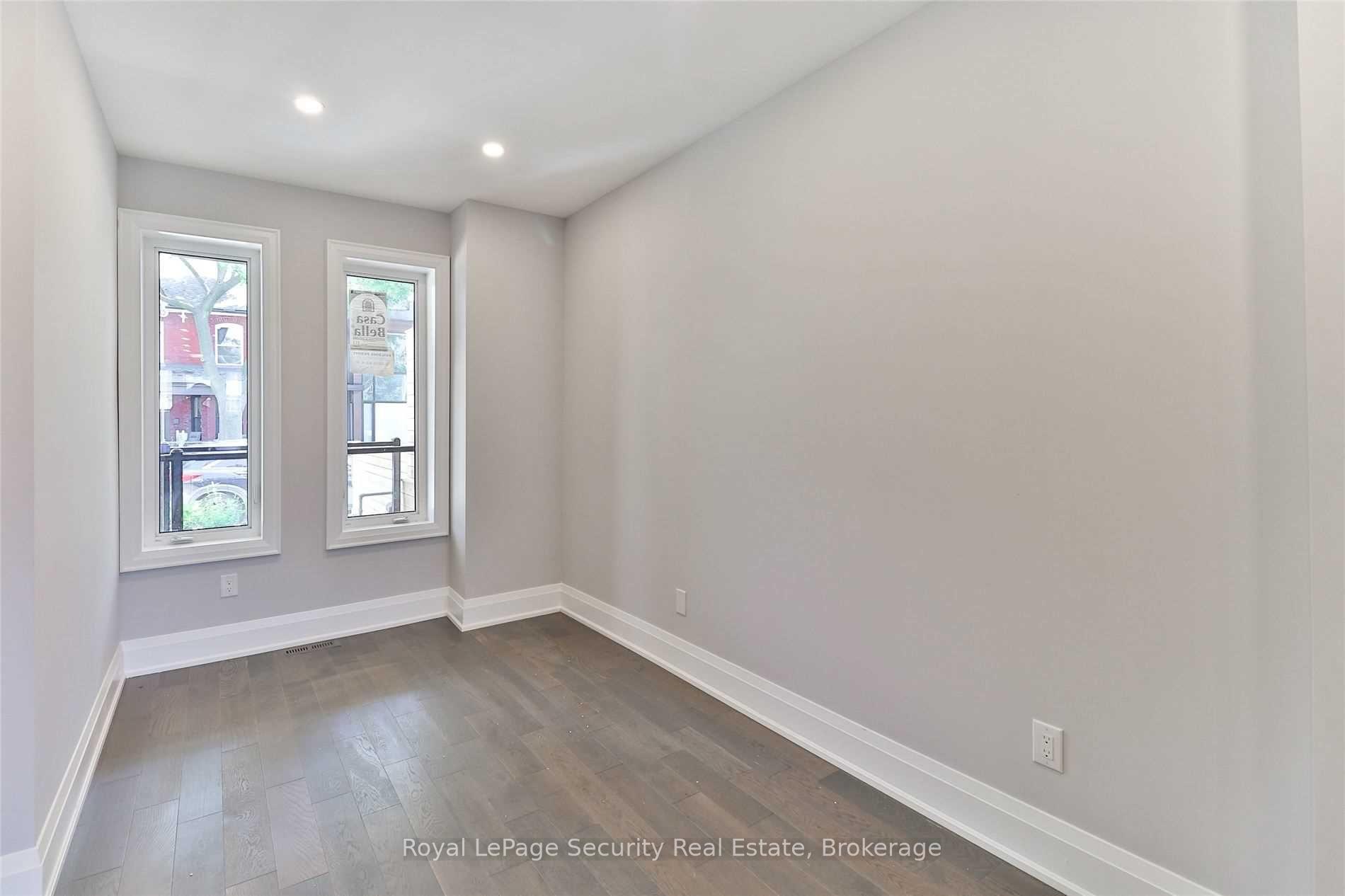 Photo 5 of Unit Main/ 2nd, 136 Markham Street, Toronto, Trinity-Bellwoods — HOMEH