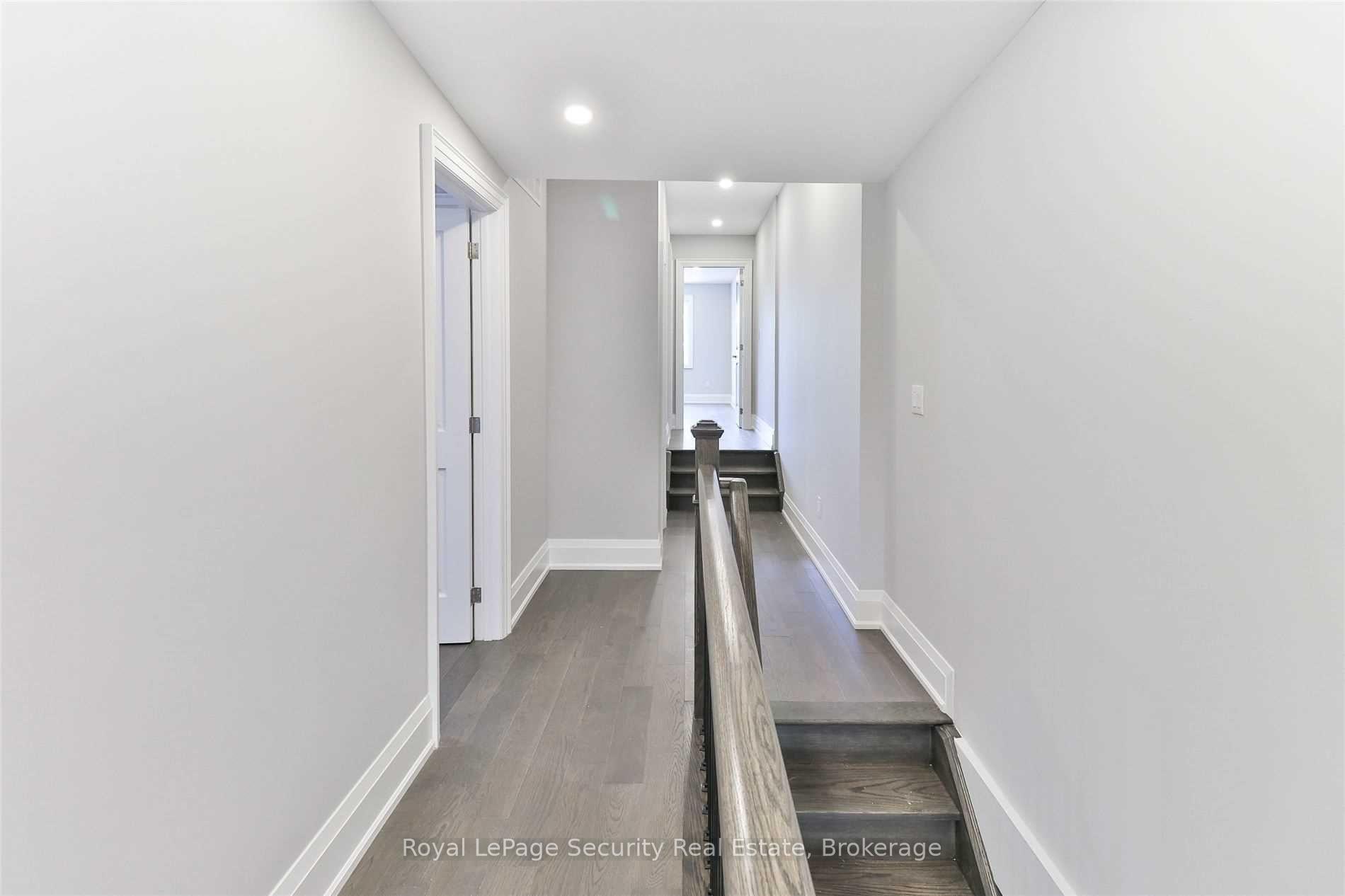 Photo 20 of Unit Main/ 2nd, 136 Markham Street, Toronto, Trinity-Bellwoods — HOMEH