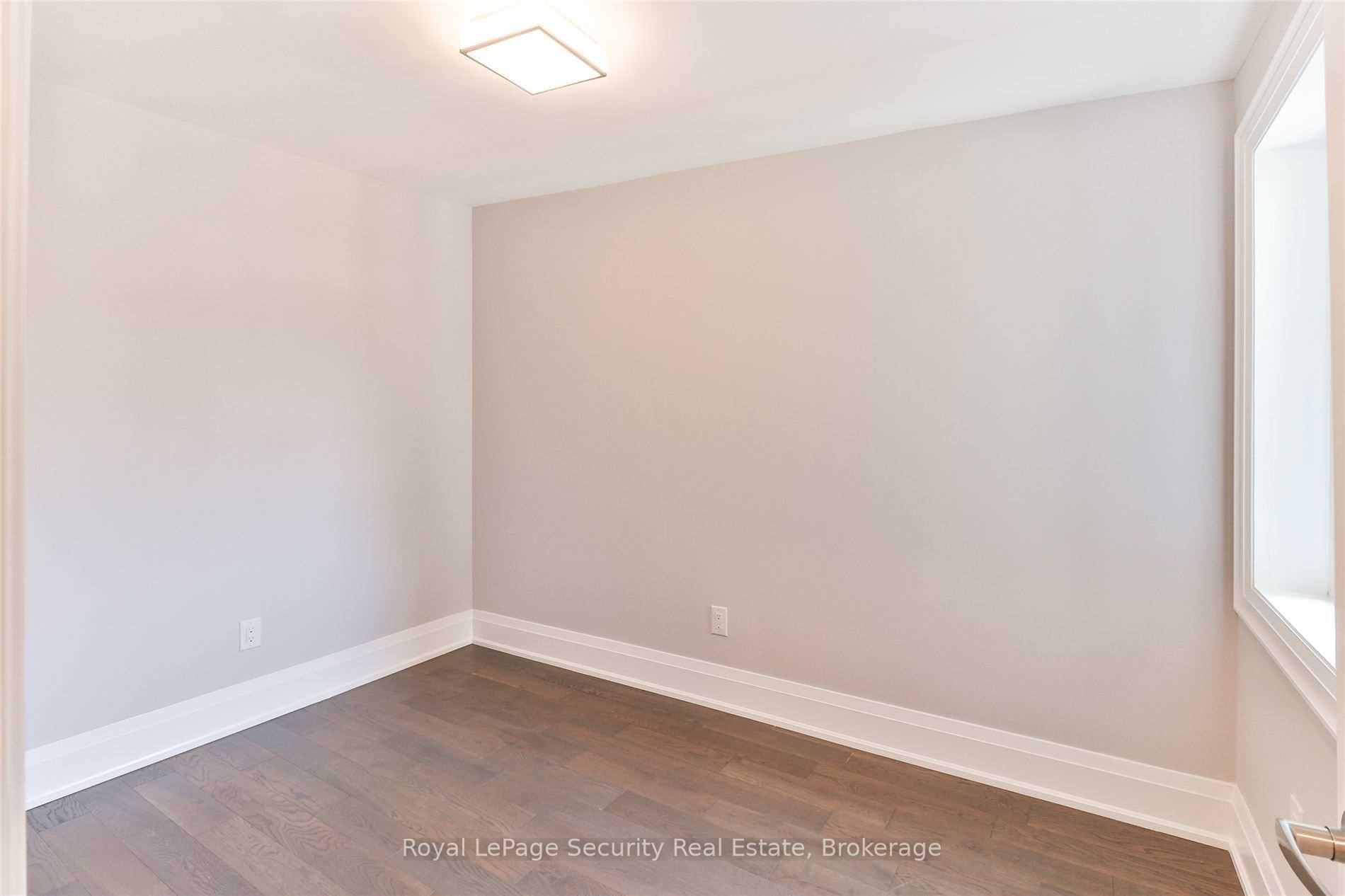 Photo 30 of Unit Main/ 2nd, 136 Markham Street, Toronto, Trinity-Bellwoods — HOMEH