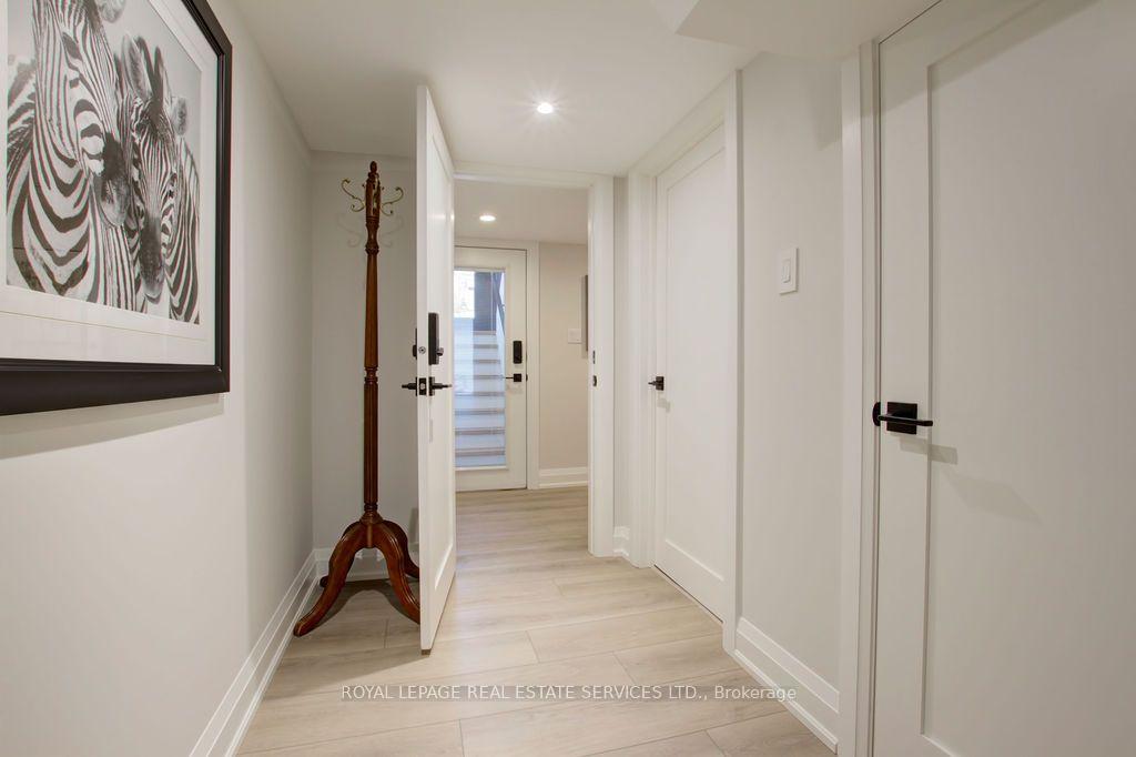 Photo 1 of Unit Unit 2, 164 Maurice Drive, Oakville, Central — HOMEH