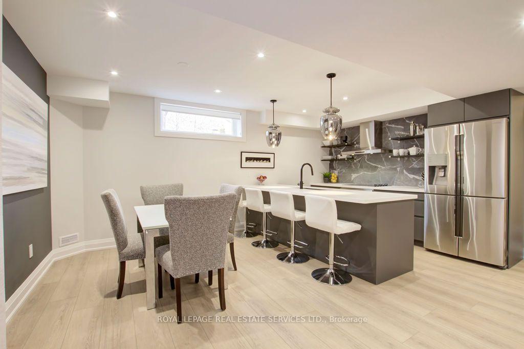 Photo 13 of Unit Unit 2, 164 Maurice Drive, Oakville, Central — HOMEH