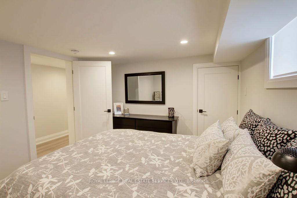 Photo 29 of Unit Unit 2, 164 Maurice Drive, Oakville, Central — HOMEH