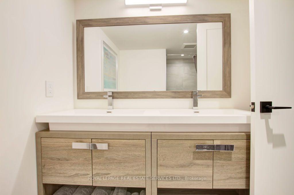 Photo 33 of Unit Unit 2, 164 Maurice Drive, Oakville, Central — HOMEH