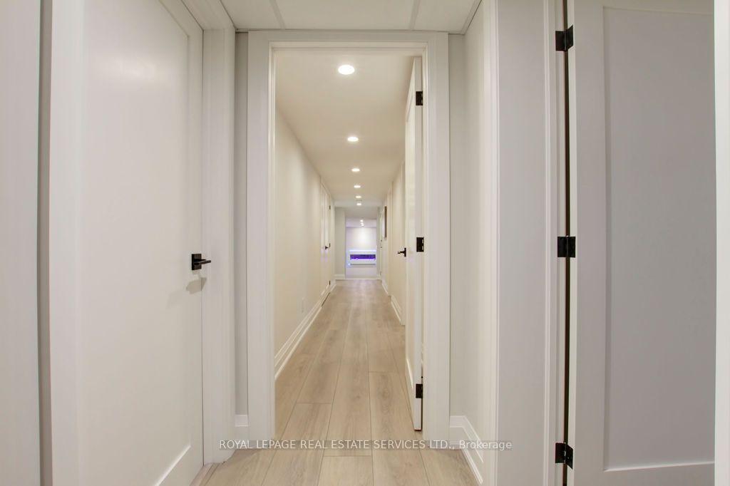 Photo 35 of Unit Unit 2, 164 Maurice Drive, Oakville, Central — HOMEH