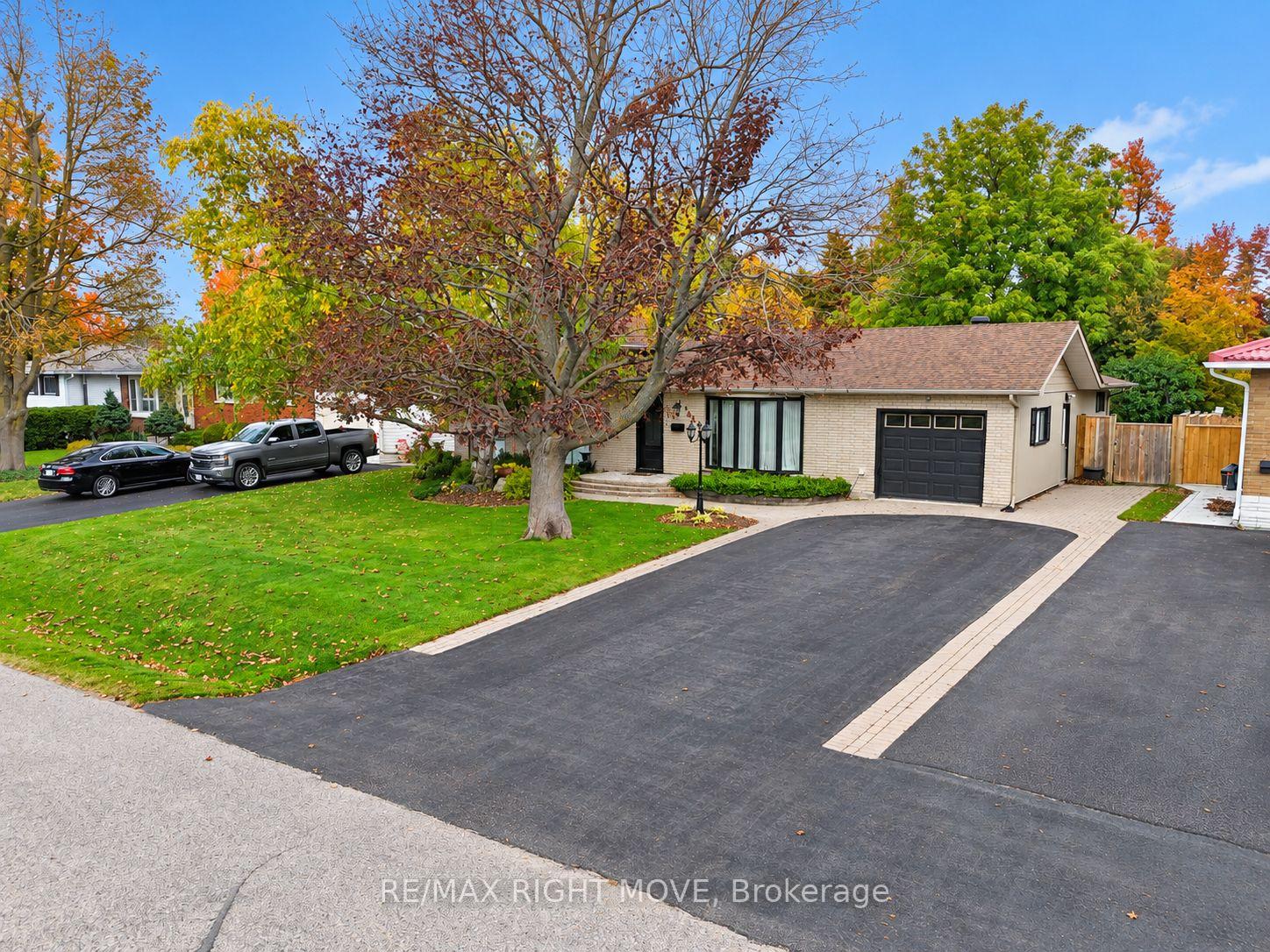 Photo 2 of 456 Jamieson Drive, Orillia — HOMEH