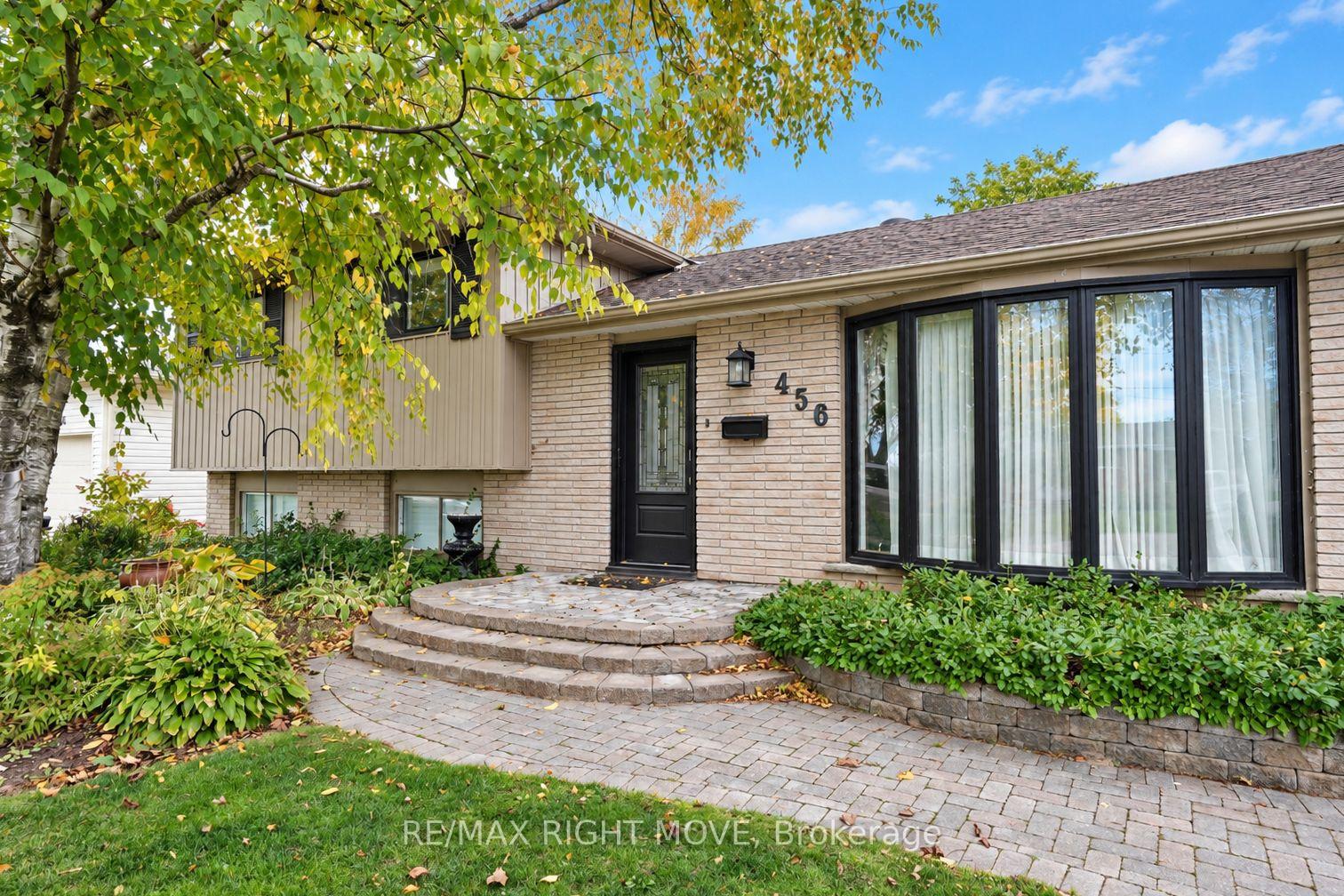 Photo 4 of 456 Jamieson Drive, Orillia — HOMEH