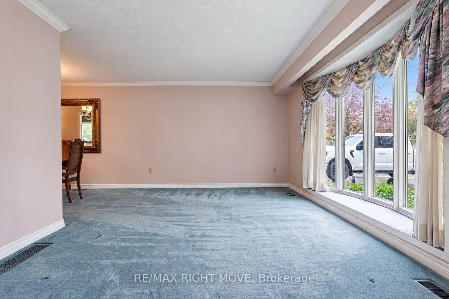 Photo 15 of 456 Jamieson Drive, Orillia — HOMEH