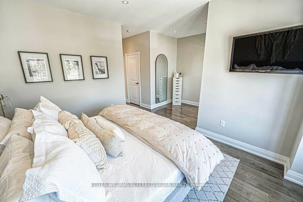 Photo 24 of 41 Doncaster Avenue, Toronto, Woodbine-Lumsden — HOMEH