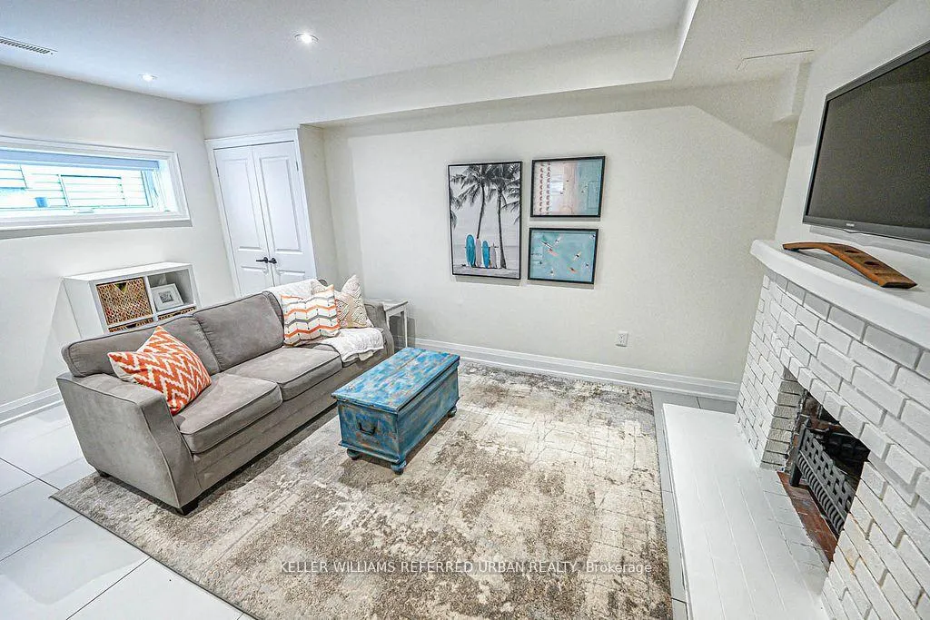 Photo 37 of 41 Doncaster Avenue, Toronto, Woodbine-Lumsden — HOMEH