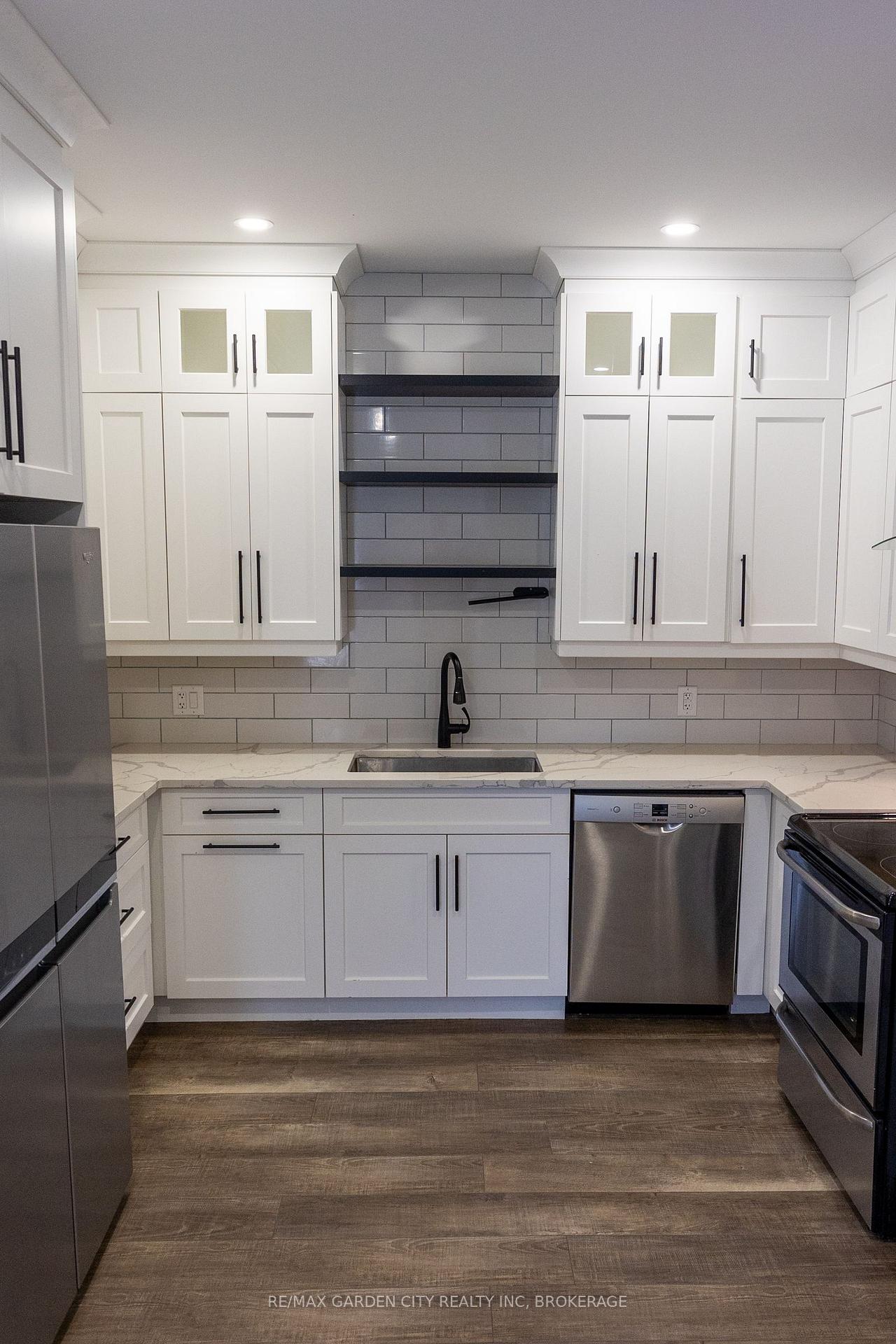 Photo 19 of 614b Niagara Street, St. Catharines, Bunting/Linwell — HOMEH