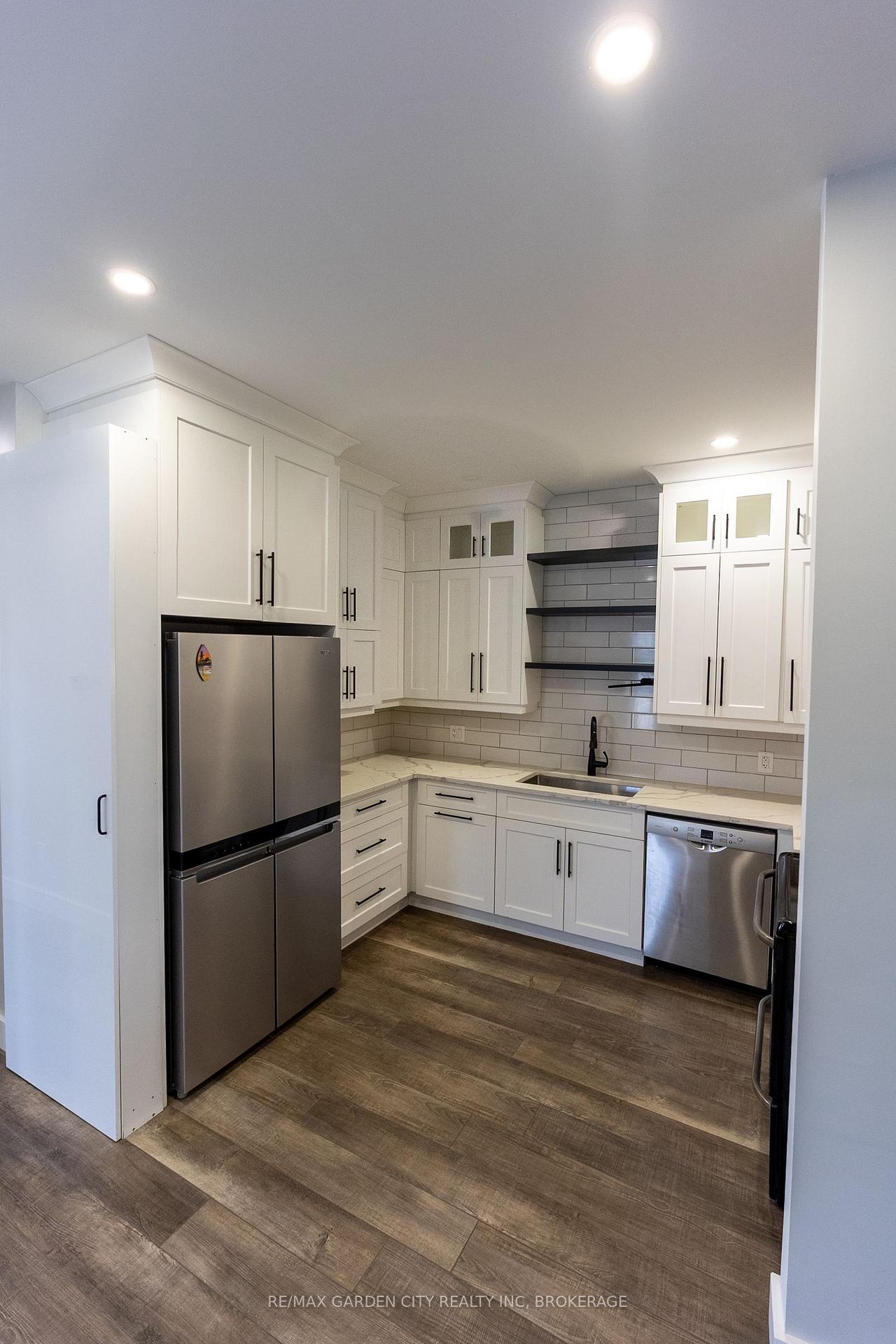 Photo 21 of 614b Niagara Street, St. Catharines, Bunting/Linwell — HOMEH