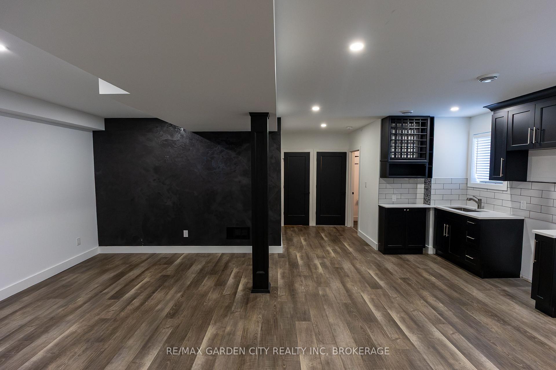 Photo 52 of 614b Niagara Street, St. Catharines, Bunting/Linwell — HOMEH