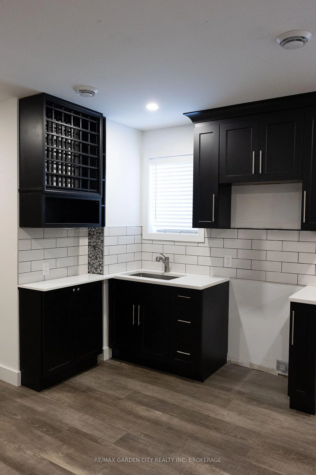 Photo 60 of 614b Niagara Street, St. Catharines, Bunting/Linwell — HOMEH
