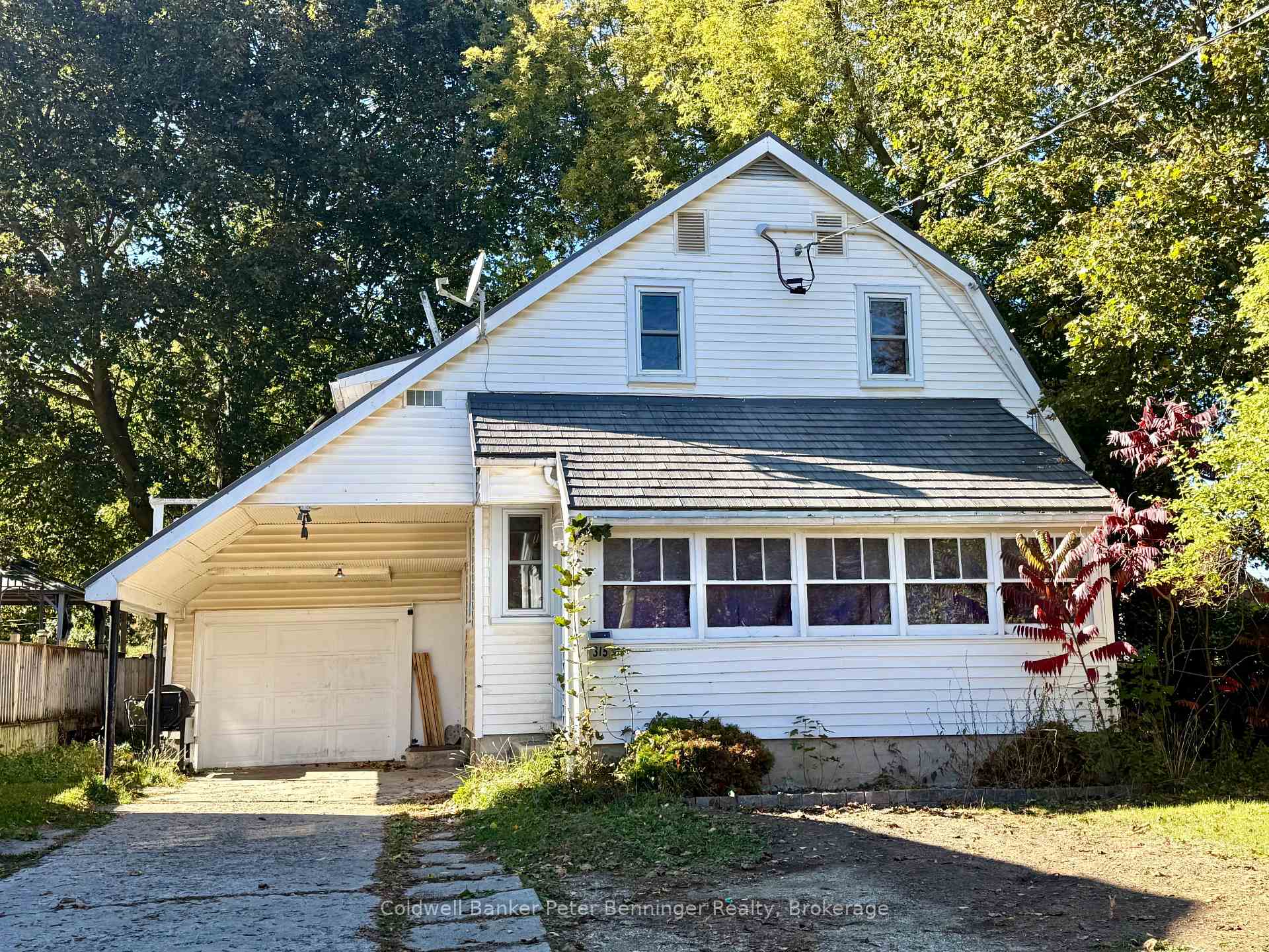 Photo of 315 McNab Street